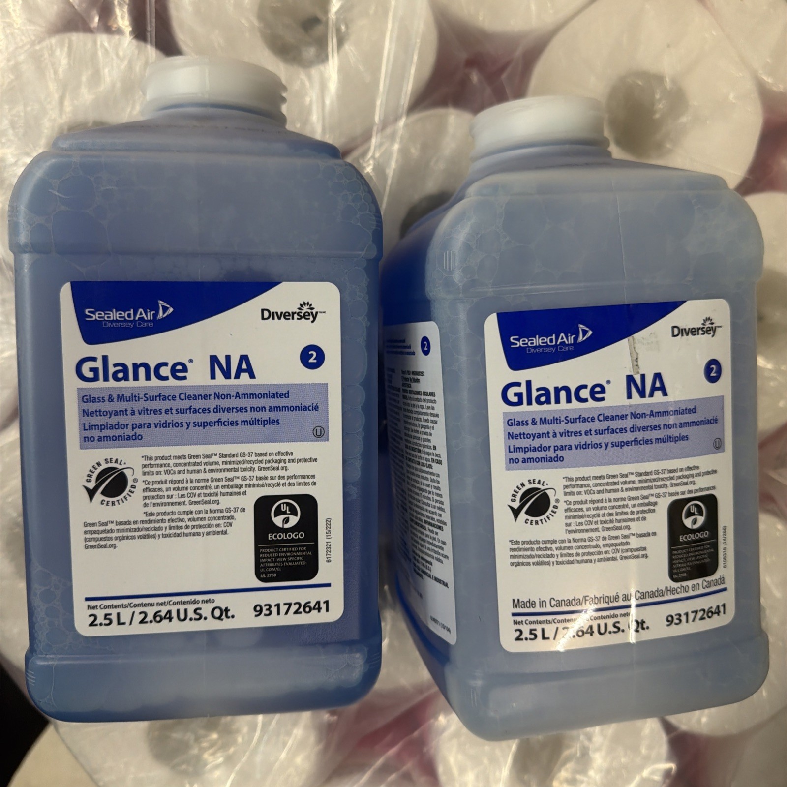Diversey Lot of 2 Glass & Multi-surface Cleaner, 2.5L, Blue, Unscented,