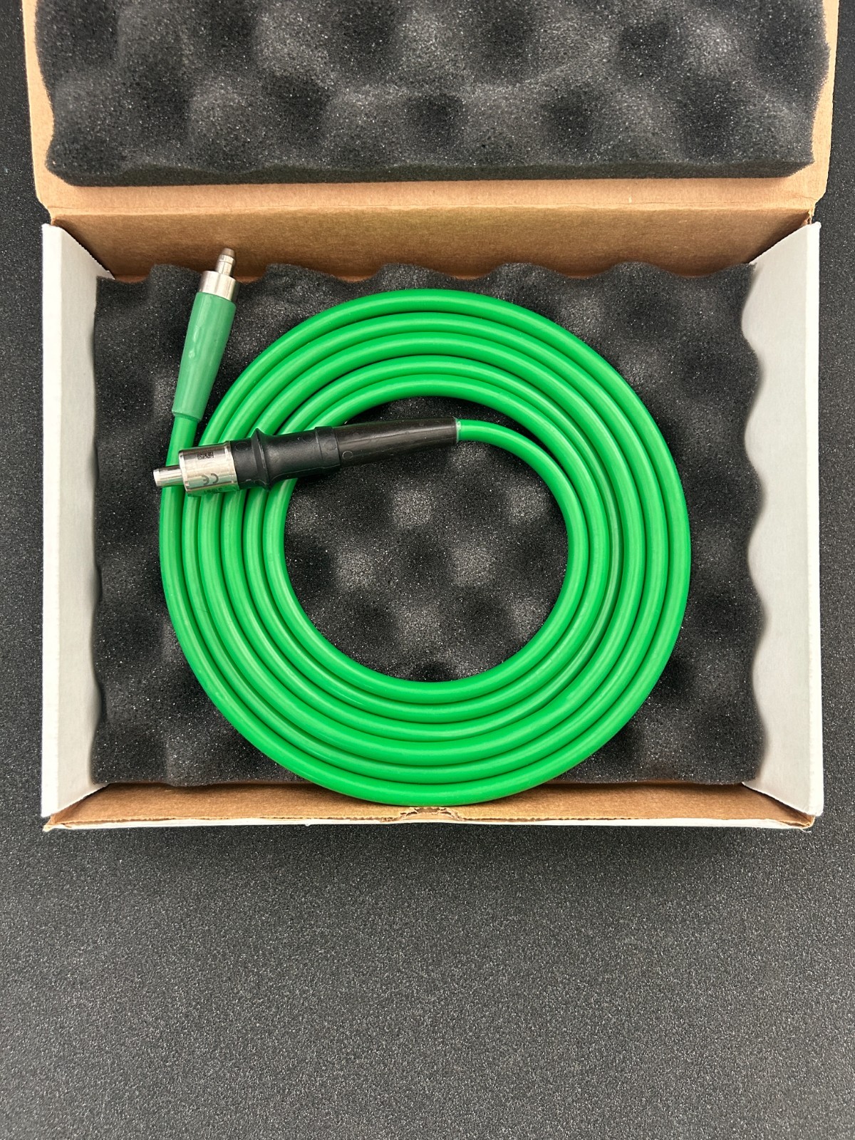 Stryker Fiber Optic Light Cable 233-050-400 AIM SafeLight Green 5mm X 3.05m