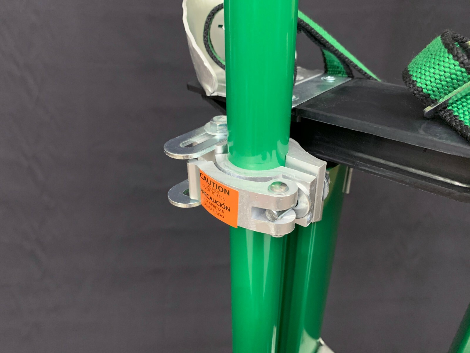 USG Sheetrock Magnesium, Lightweight Professional Drywall Stilts 24-40”