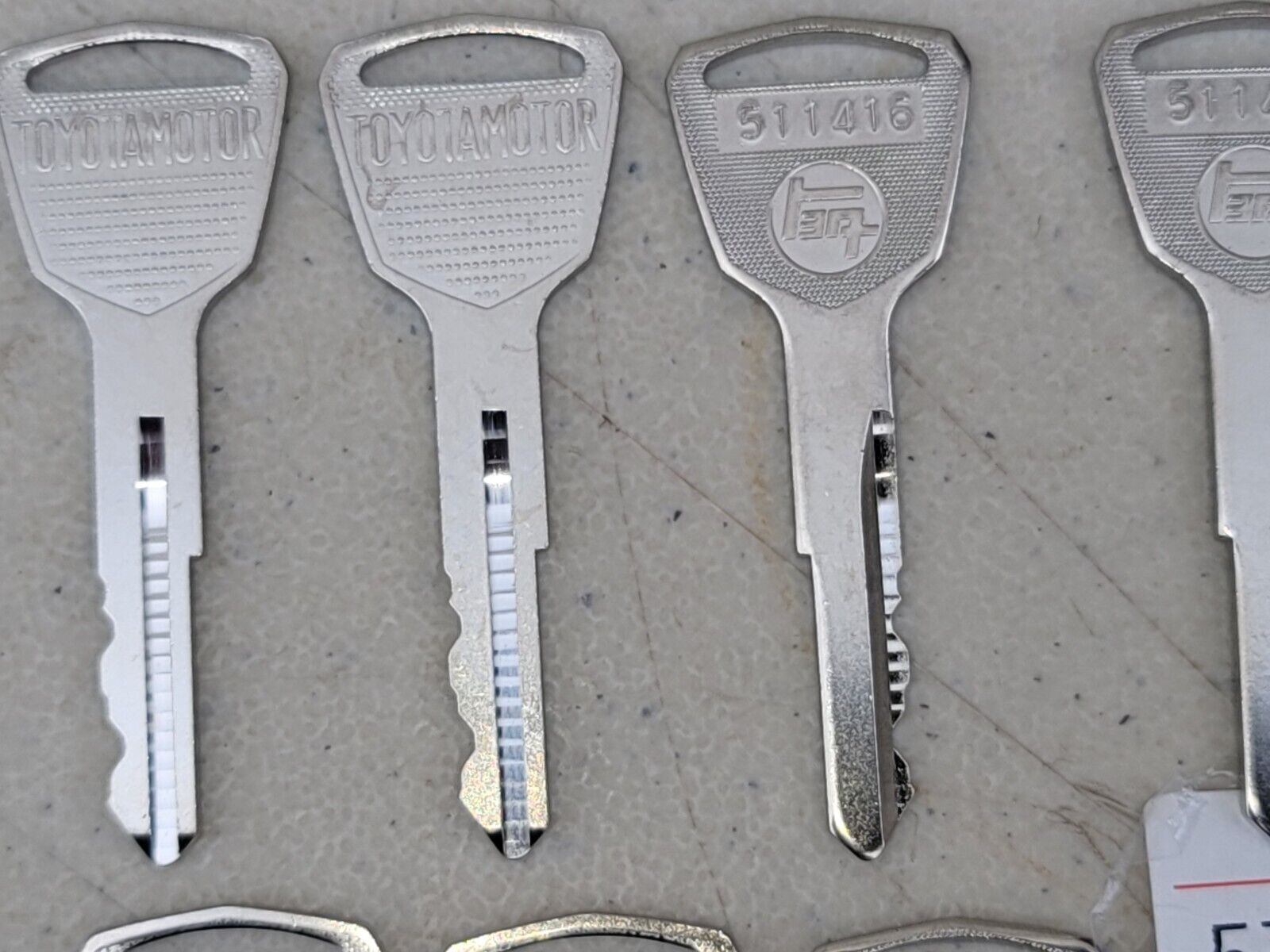 OEM Toyota 57421-22000-71 Forklift Ignition keys (Lot of 3), Made Japan