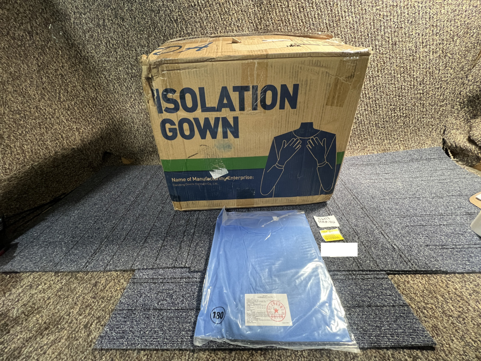 QTY 120 Dandong Devote Isolation Gown Size 180 XL Single Use