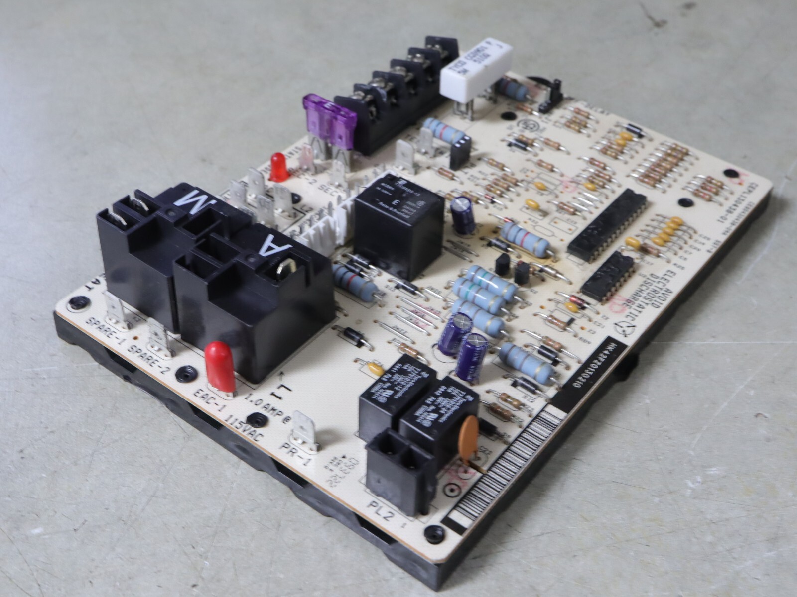 Carrier Bryant Payne CEPL130438-01 Control Circuit Board HK42FZ013