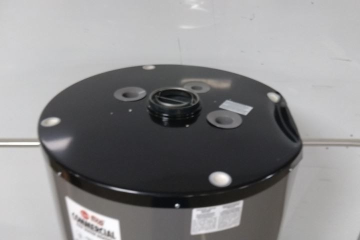 Rheem-Ruud G75-75N-3 73 Gal Tank Capacity Commercial Gas Water Heater (C)