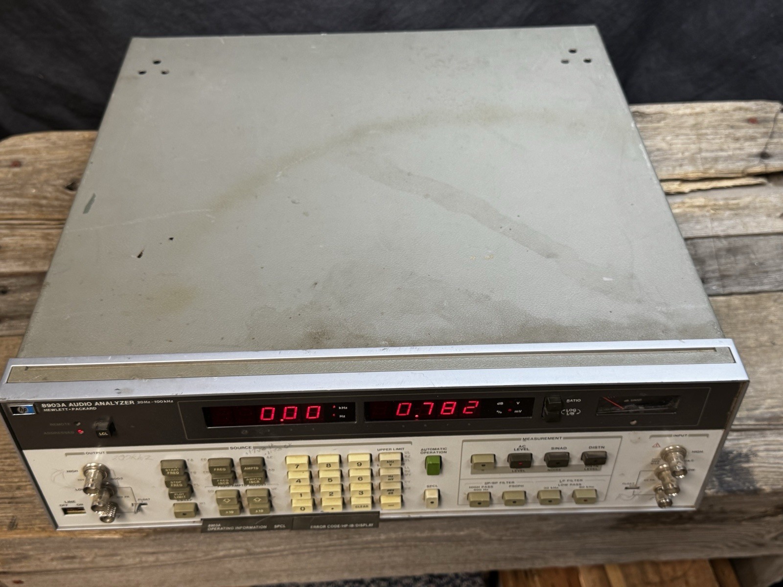 HP Agilent 8903A Audio Analyzer Powers Up