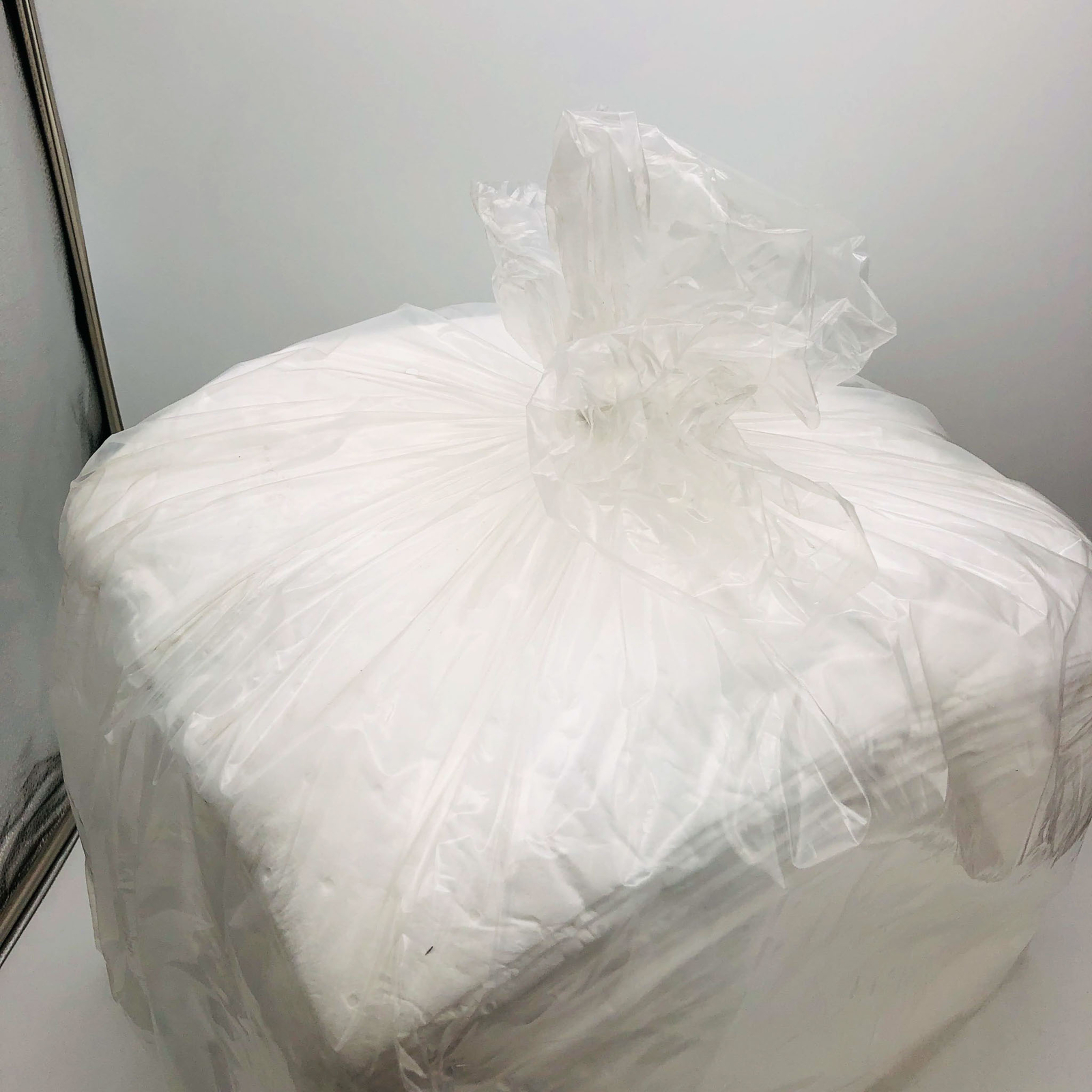 SpillTech WPF200S Oil Only Absorbent Pad Pack of 200 19” x 15” White Lightweight