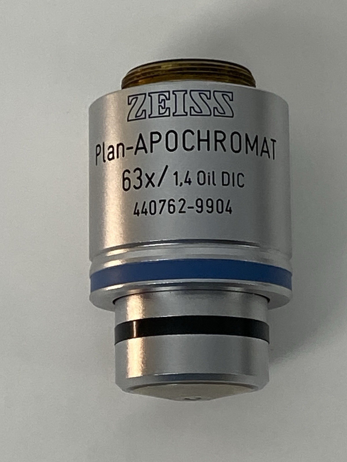 ZEISS 440762-9904 PLAN-APOCHROMAT 63X/1.4 OIL DIC ∞/0.17 MICROSCOPE OBJECTIVE