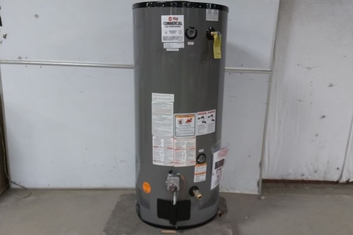 Rheem-Ruud G75-75N-3 73 Gal Tank Capacity Commercial Gas Water Heater