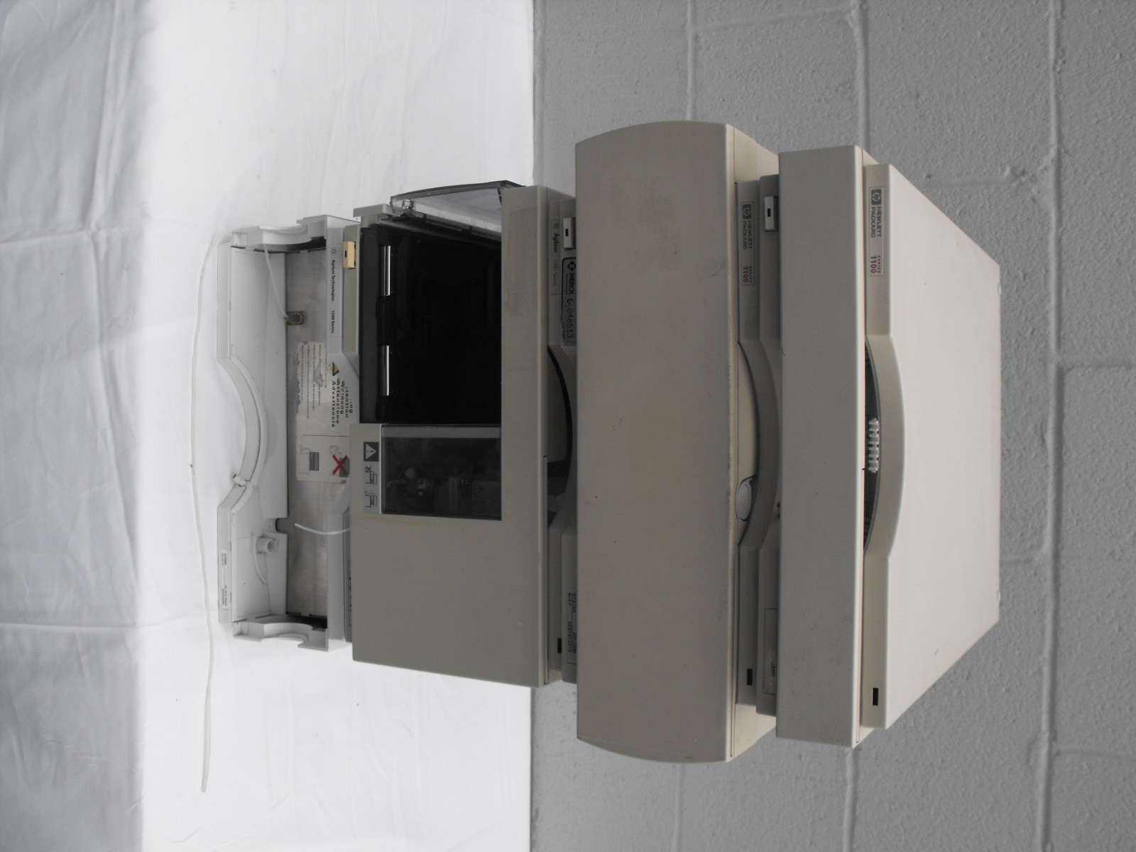 Agilent HP 1100/1200 HPLC System W/G1311A,G1313A,G1314A,G1330BA, read descript.