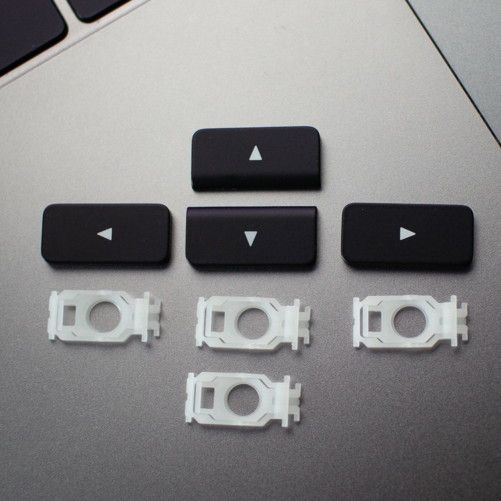 MacBook Pro Arrow Key Cap & Scissor Clip for M1 A2141 A2251 A2338 A2289 A2179