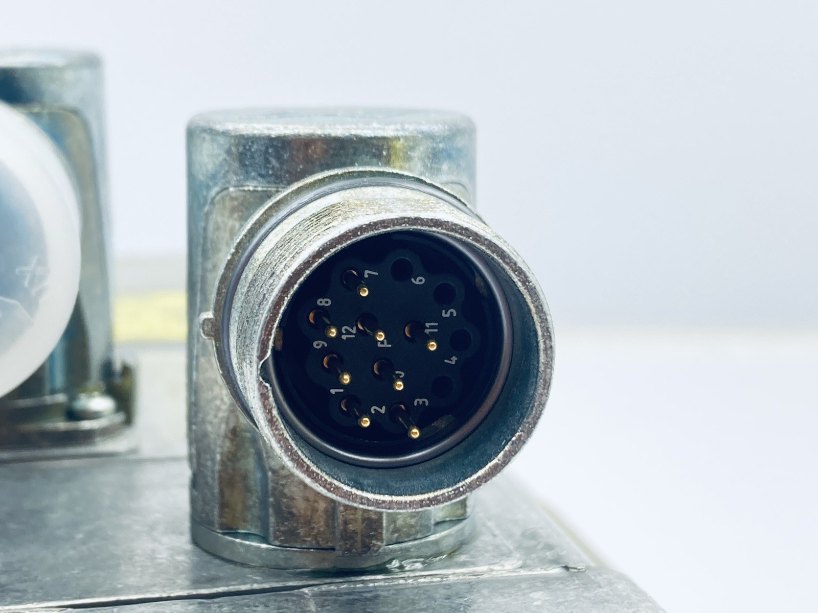 SIEMENS 1FK6060-6AF71-1TH0 Servo Motor 24vdc/Brake 15.6W 3ph 24mm-Shaft
