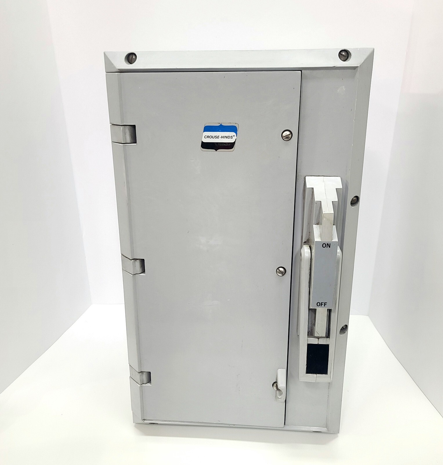 CROUSE HINDS NON-METALLIC 30 AMP ENCLOSED SAFETY SWITCH NST1018F D ~ TC3 Switch