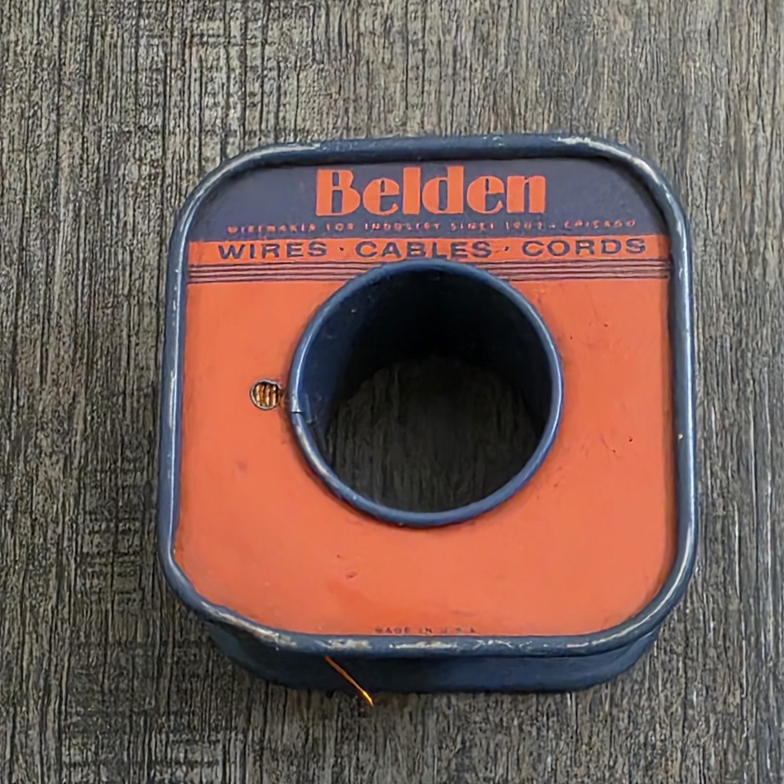 Vintage Belden 8063 #22 HNC Nylclad Magnetic Wire 0.5 lb Spool @ 6.2 oz