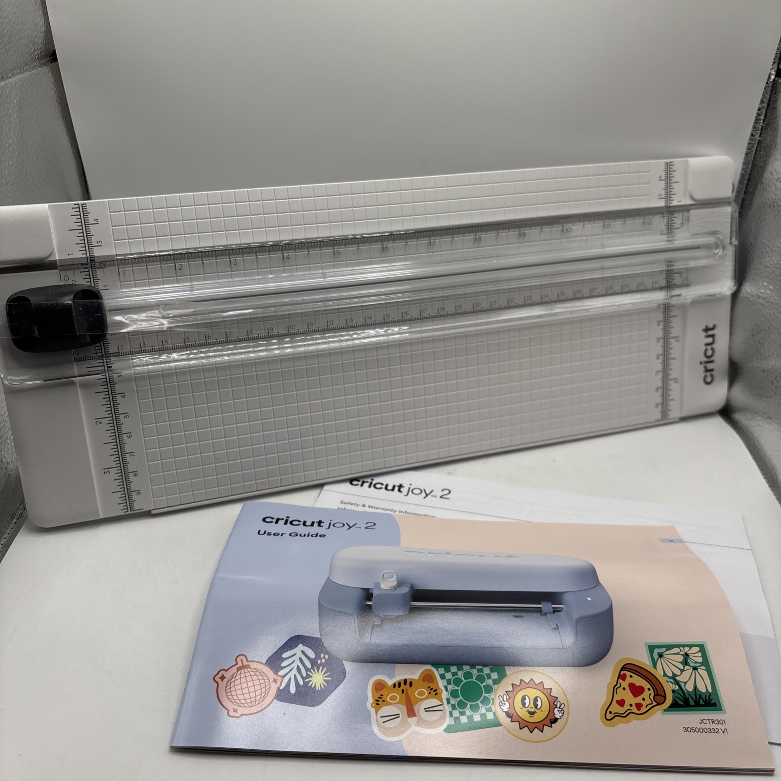 Cricut Joy 2 Essential Bundle Smart Cutting Machine Blue w/ Original Box