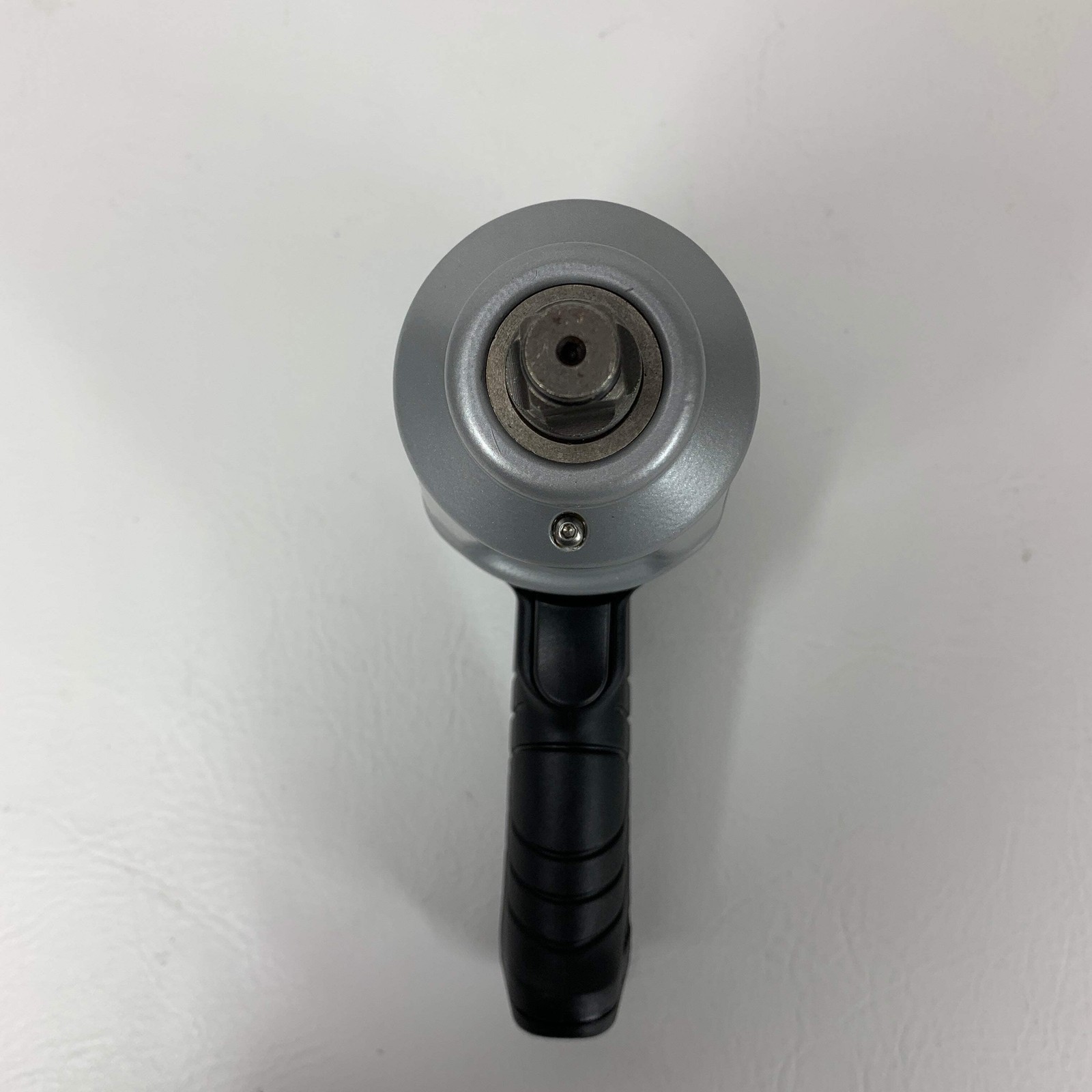 Husky H4455 90 PSI Max 1/2″ Impact Wrench Twin Hammer