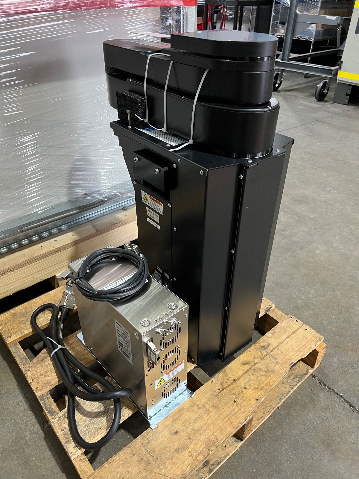 Kawasaki 3NT420B-B050 Wafer Handling Robot with 30D60F-A331 Controller & Cables