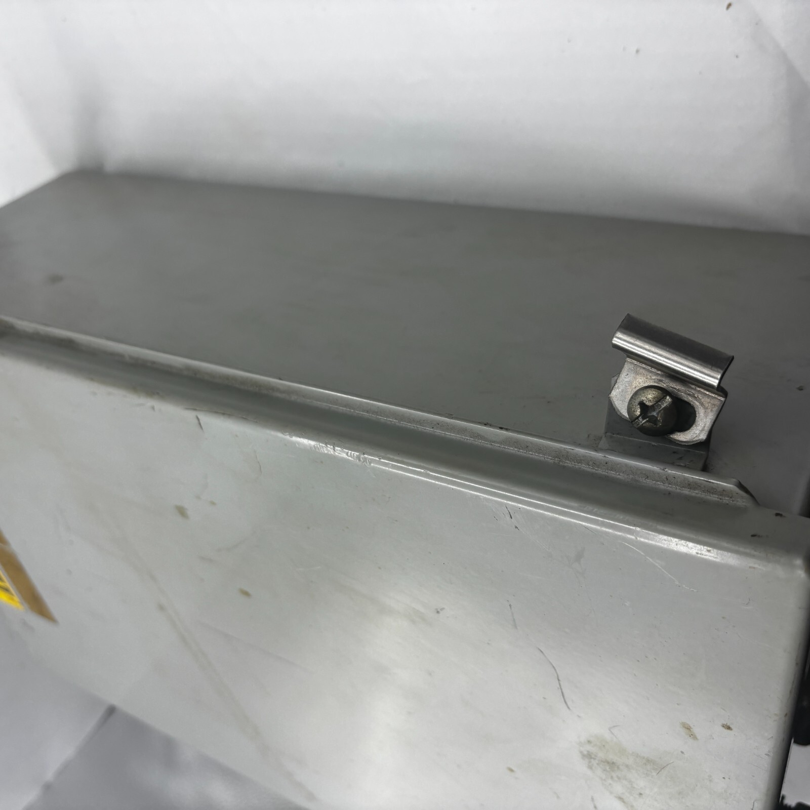 HAMMOND MANUFACTORING 1414PHN6 W/GE FANUC IC200NDR001-BA CONTROLLER🎯