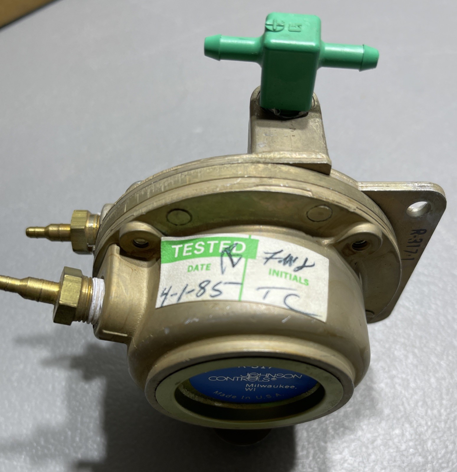 Johnson Controls R-317 Air Flow Controller R-317-1