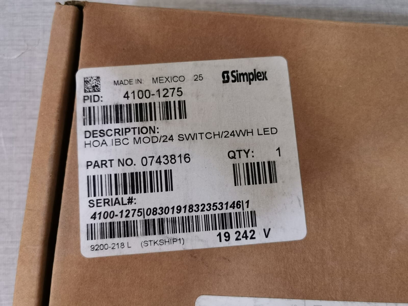 Simplex 4100-1275 HOA IBC MOD/24 Switch/24WH LED Part No. 0743816