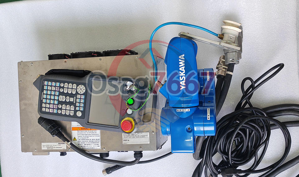 USED YASKAWA MOTOMINI ROBOT 0.5KG(YRC1000MICRO CONTROLLER JZRCR-APP01-1 PENDANT)