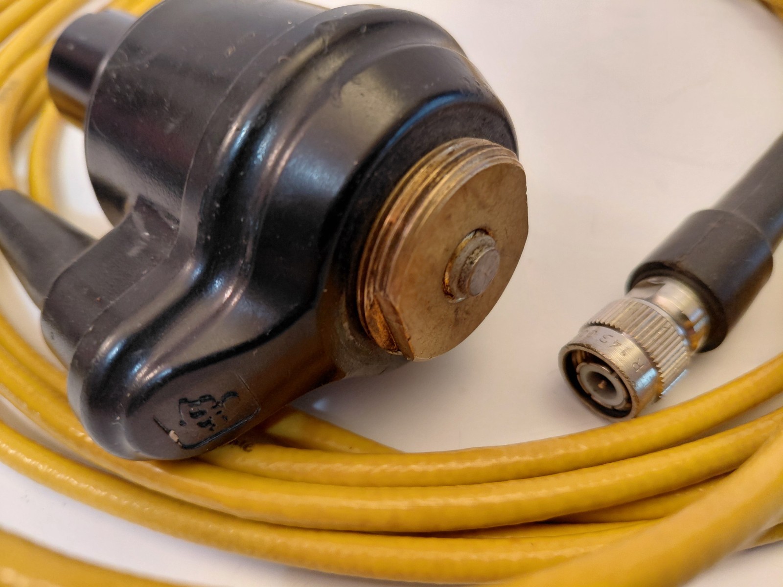 Trimble 22720-10 REV F Cable TNC-Antenna Mount