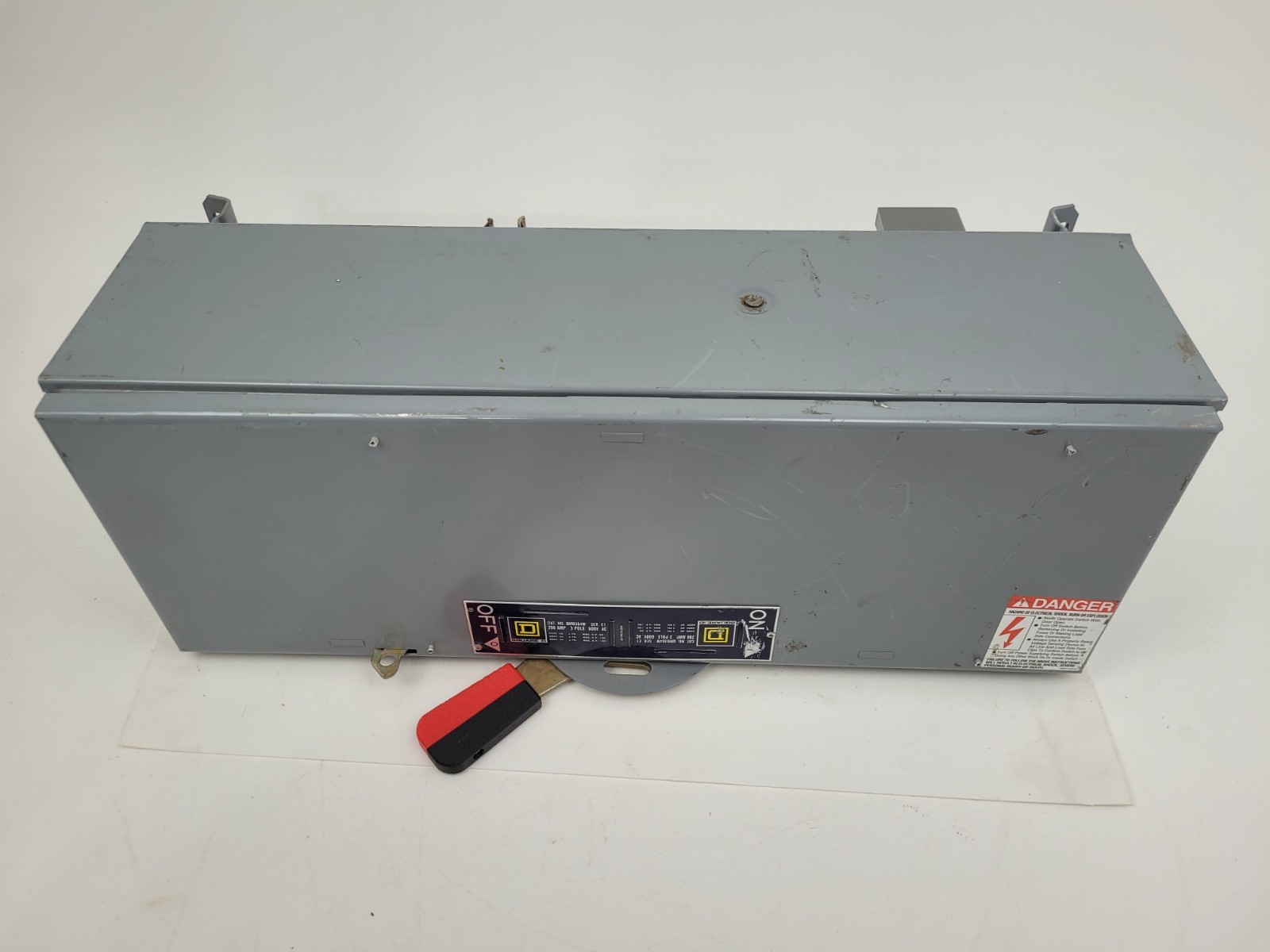 QMB364W Square D 200A 600V Fusible Switch w/ A6D200R 200A Fuses -Next Day Option