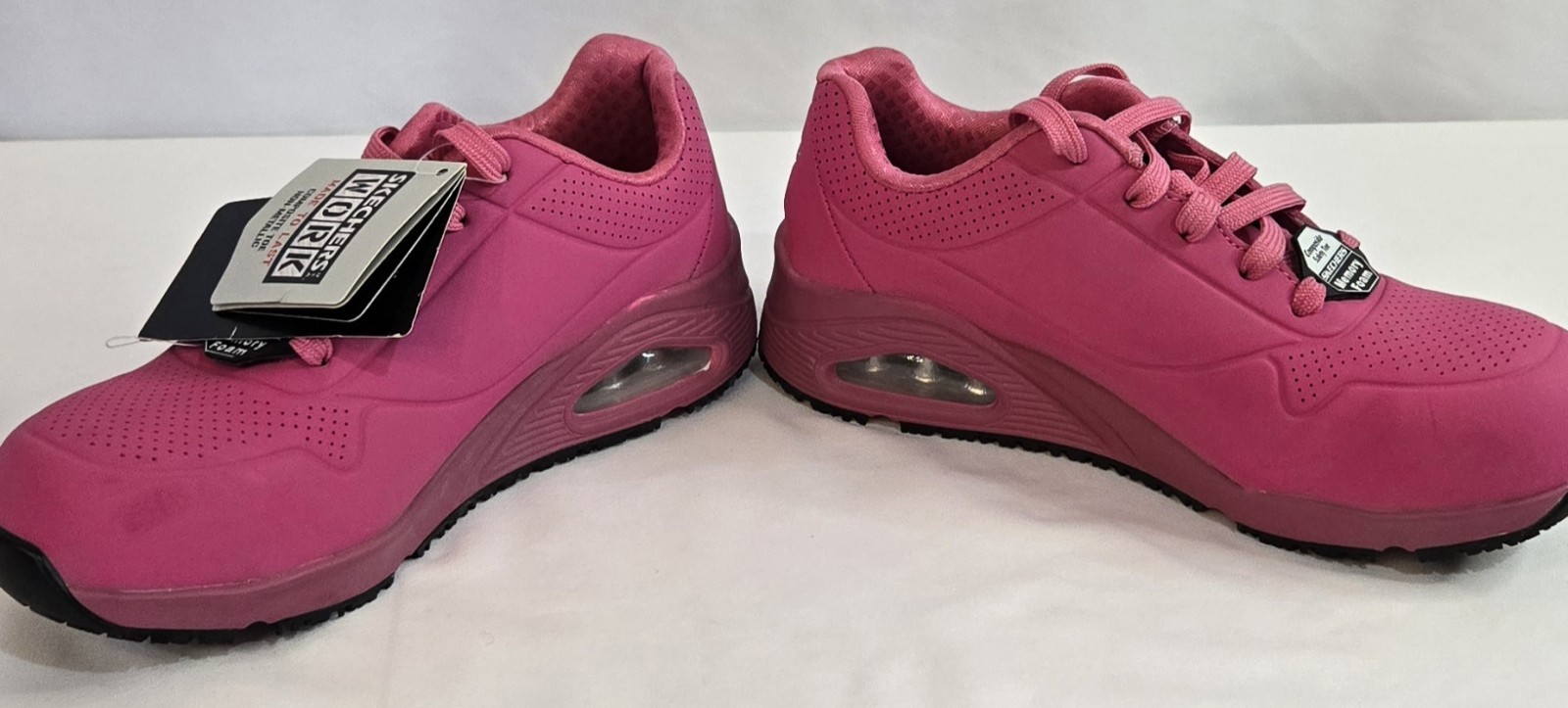 NEW Skechers Women’s Hot Pink Composite Toe Work Shoes / Size 6