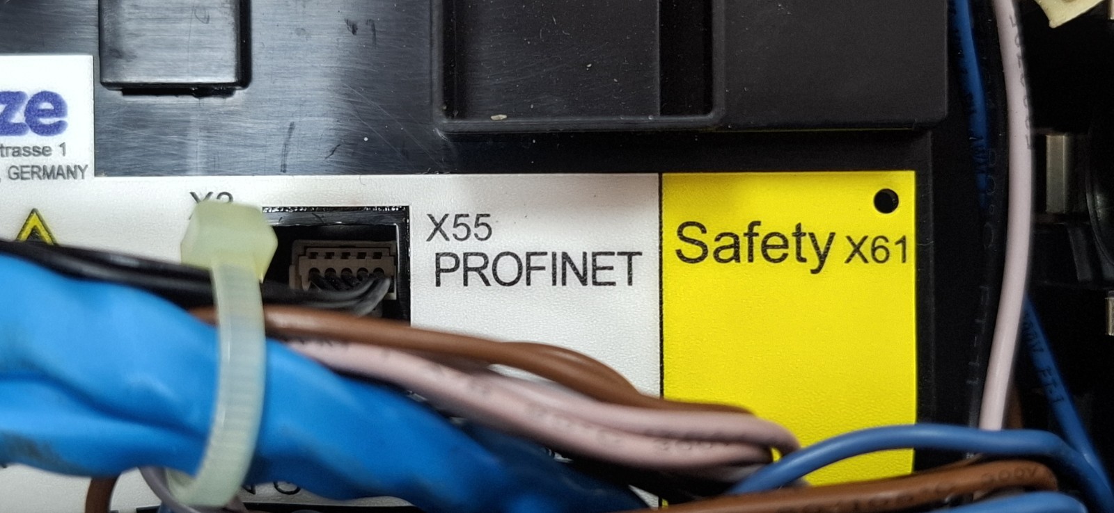 Lenze 8400 Motec PROFINET I/O module – Type: E84DGFCRFJPX084 – Used & Tested.