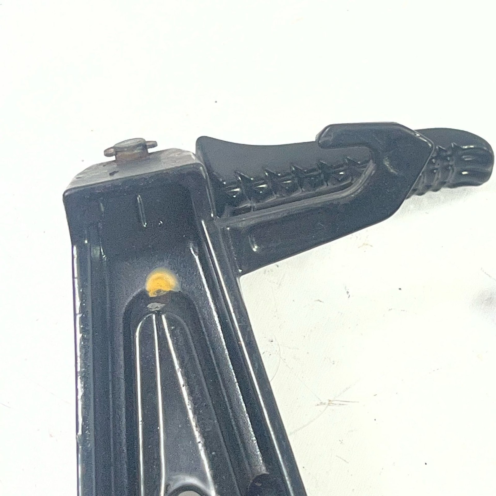 2006-2007 Suzuki GSXR 600 750 OEM Rear Passenger Foot Pegs Brackets Pair
