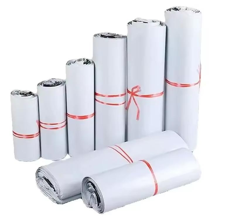 100 Pcs Poly Mailers Shipping Bag ， Self-Sealing Shipping Bags