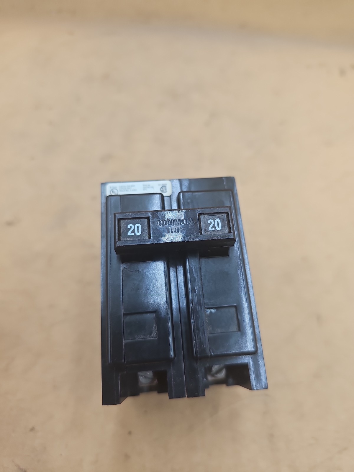 Eaton Cutler Hammer BAB2020 2 Pole 20 Amp Type BA Bolt On Circuit Breaker