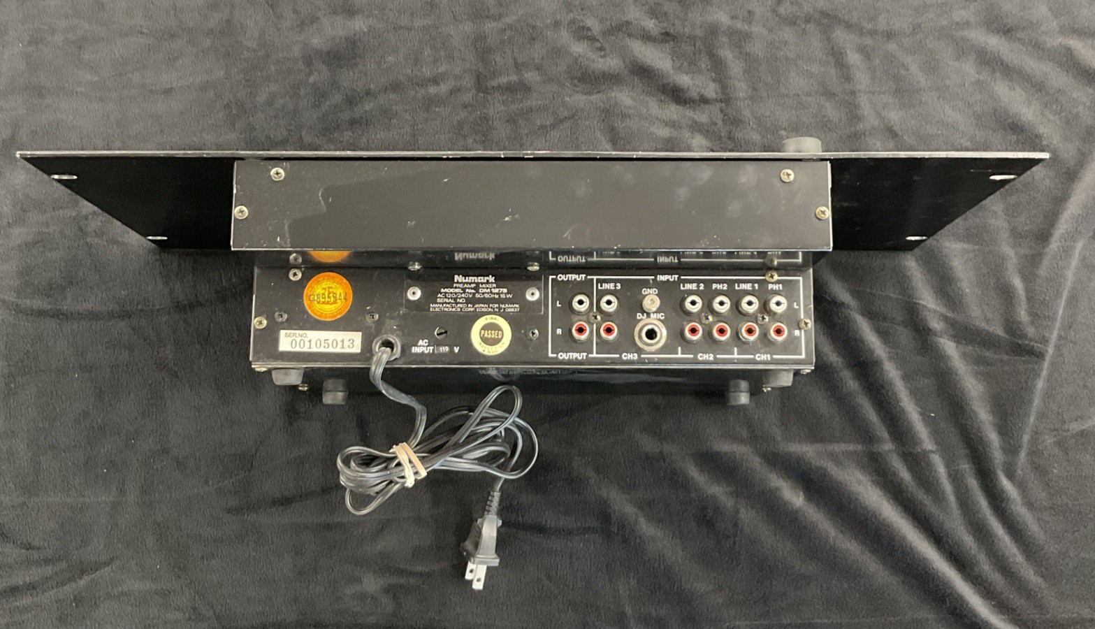 Numark DM1275 preamp mixer
