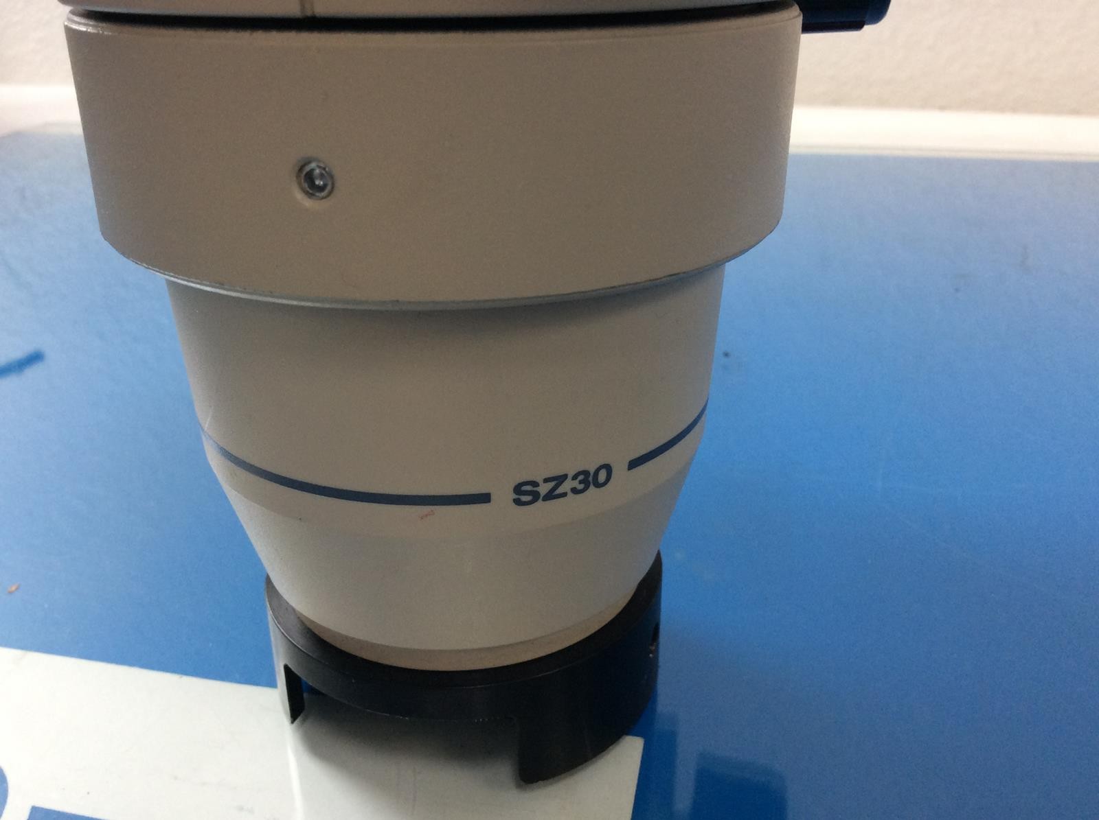 OLYMPUS BINOCULAR MICROSCOPE SZ3060 MADE IN JAPAN SZ-STP
