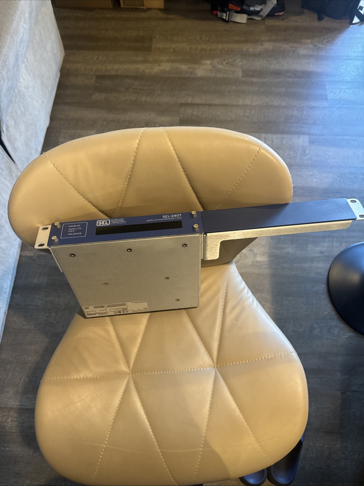 sel-2407