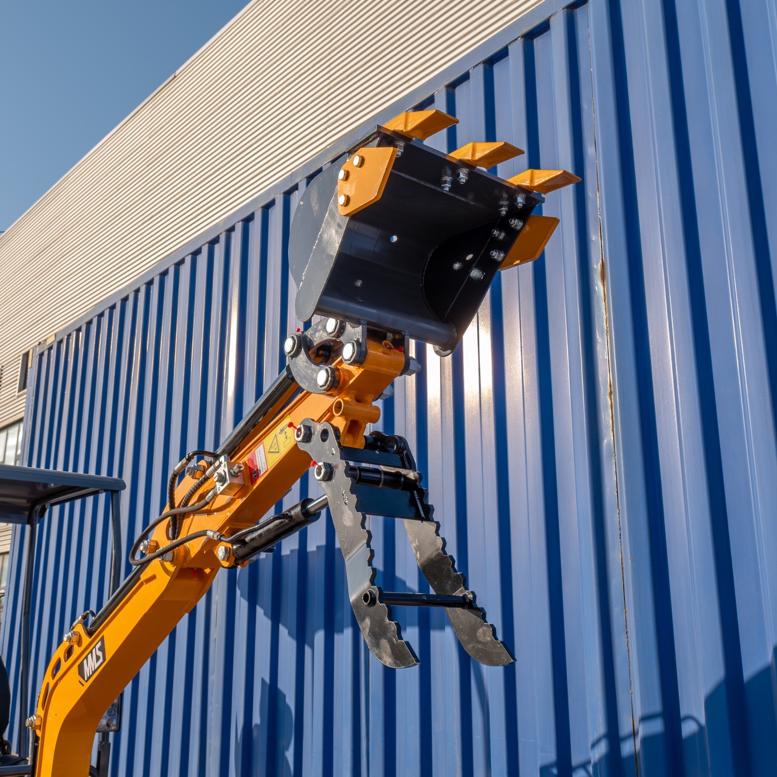 FREE SHIP 1.4Ton Mini Excavator Swing Boom 13.5hp Gas B&S EPA Engine