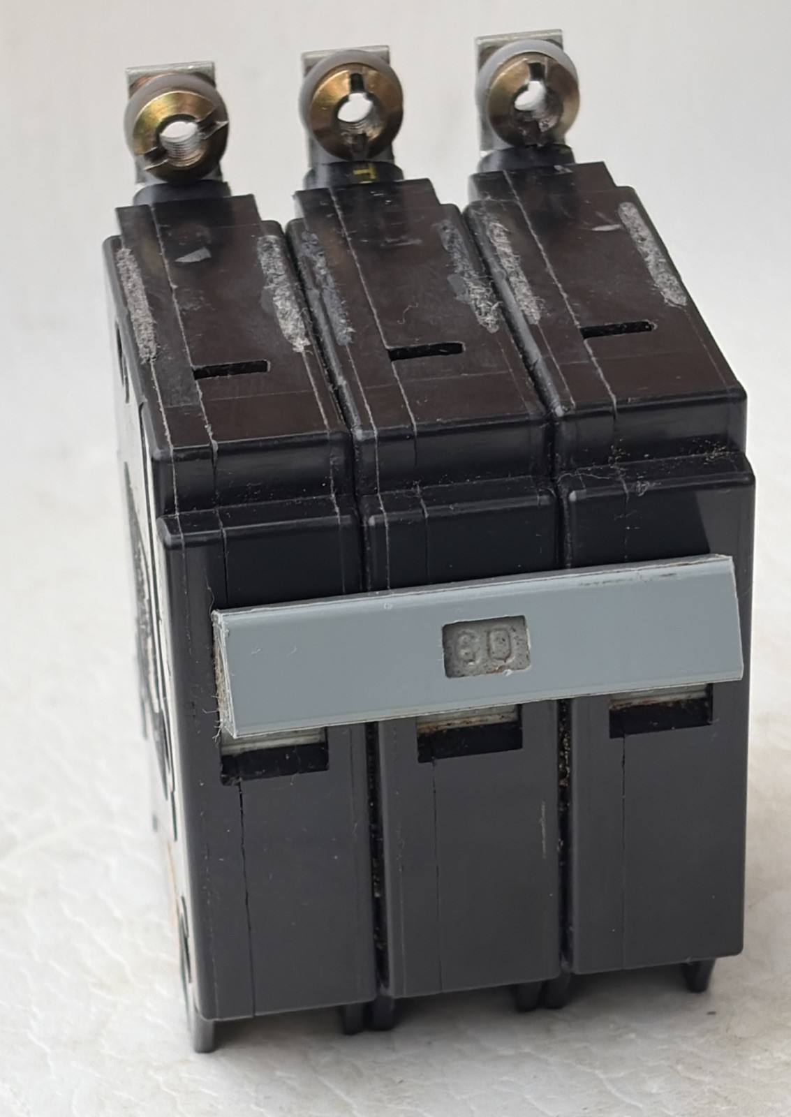 Cutler Hammer CHB360 60 Amp 3 Pole CHB Circuit Breaker Bolt On Metal Hook foot