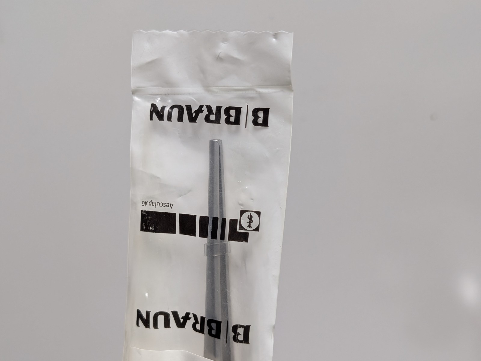 B. BRAUN AESCULAP BD581R Tissue Forceps 2×3 200mm Made In Malaysia (NEW).