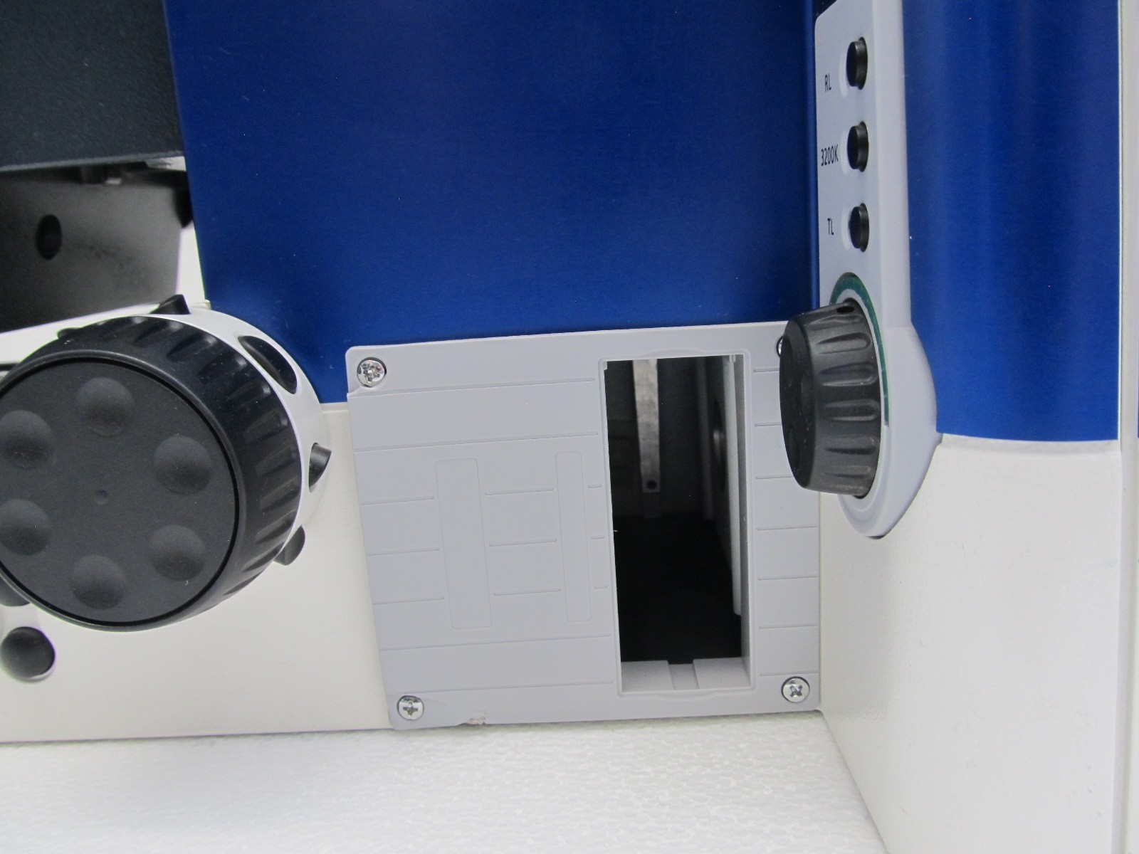 Zeiss Axio Imager M1 Microscope As Is – For Parts or Repair