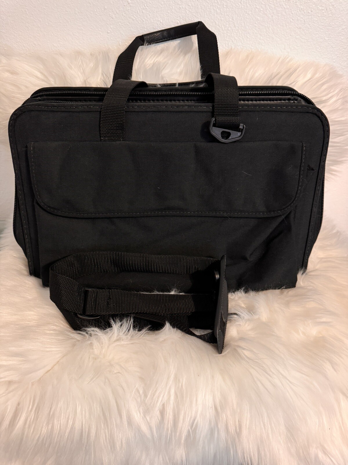 695ZT – PLATT LUGGAGE – FIELD SERVICE TECH – Interior Dimensions (L x W x D): 17