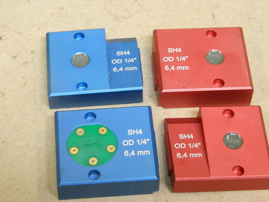 Sartorius 1/4″ OD SH4 6.4mm Tube Holder Set ( 4pcs in set as shown )