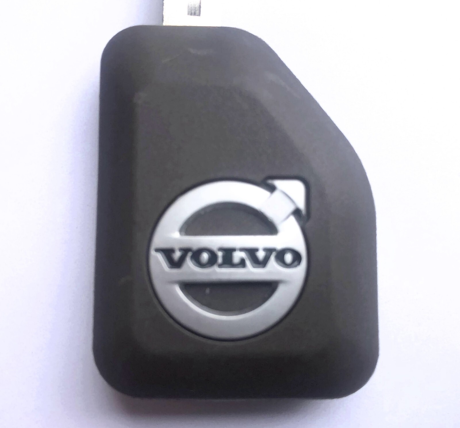 Volvo Loader and Haul Truck Ignition Key – OEM Logo 17225331