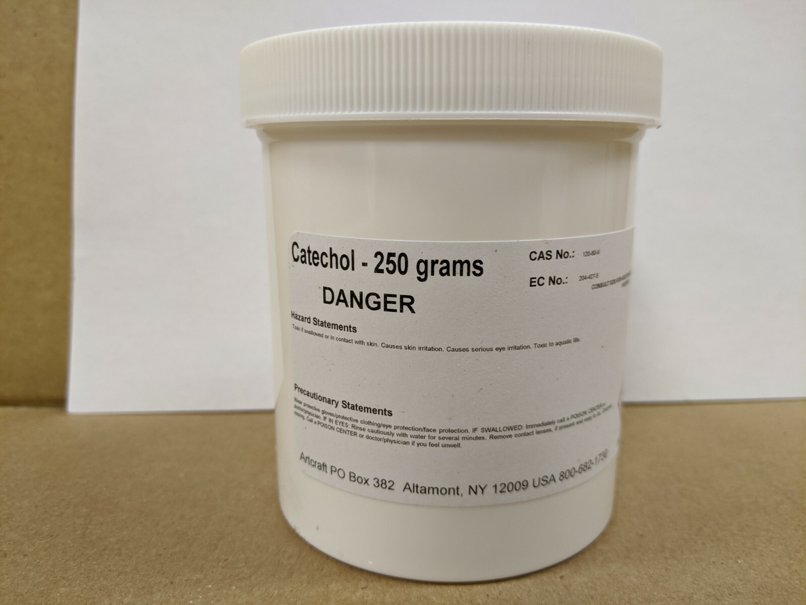 Catechol – 99+% – 0.5 lb – 227 grams – Pyrocatechol
