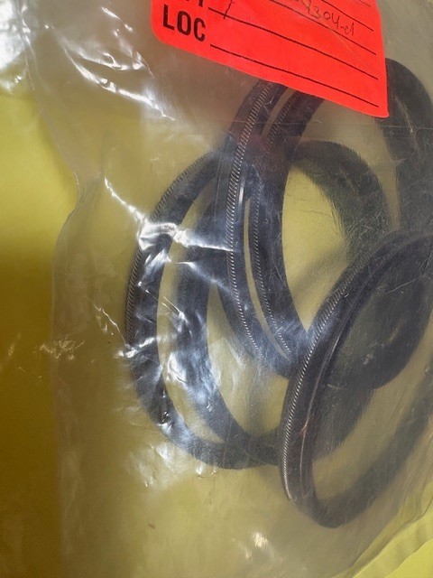 Lot of 5 , Asyst 7500-4304-01 ; Seal with Spring ; NEW Surplus