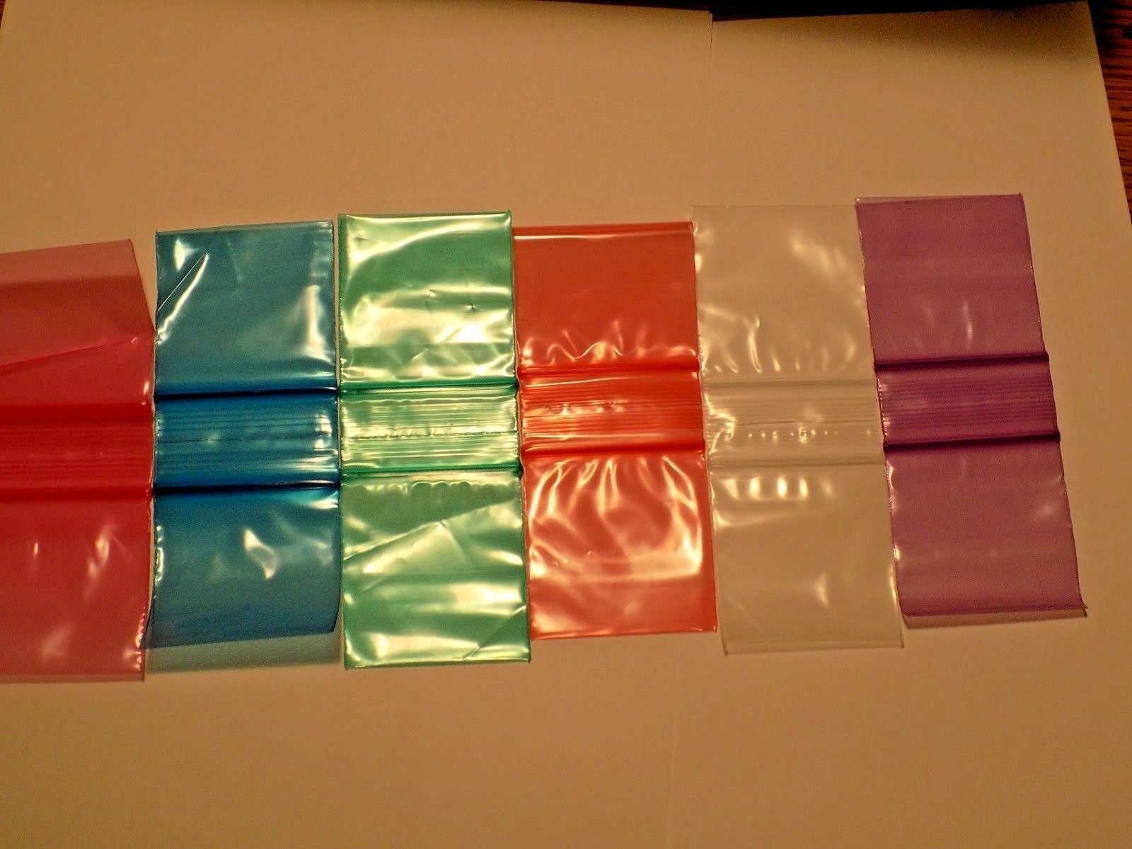 100 SMALL BAGGIES 2020 2″ X 2″ MINI Resealable POLY BAGS KING CROWN