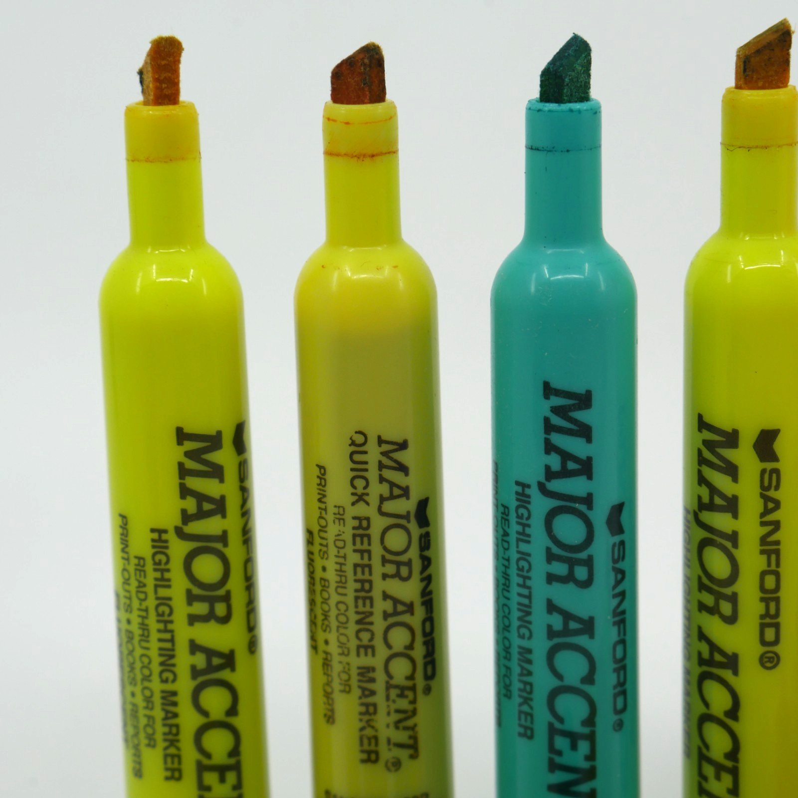 7 Vintage Sanford Major Accent Highlighters set Broad Point hot pink blue yellow