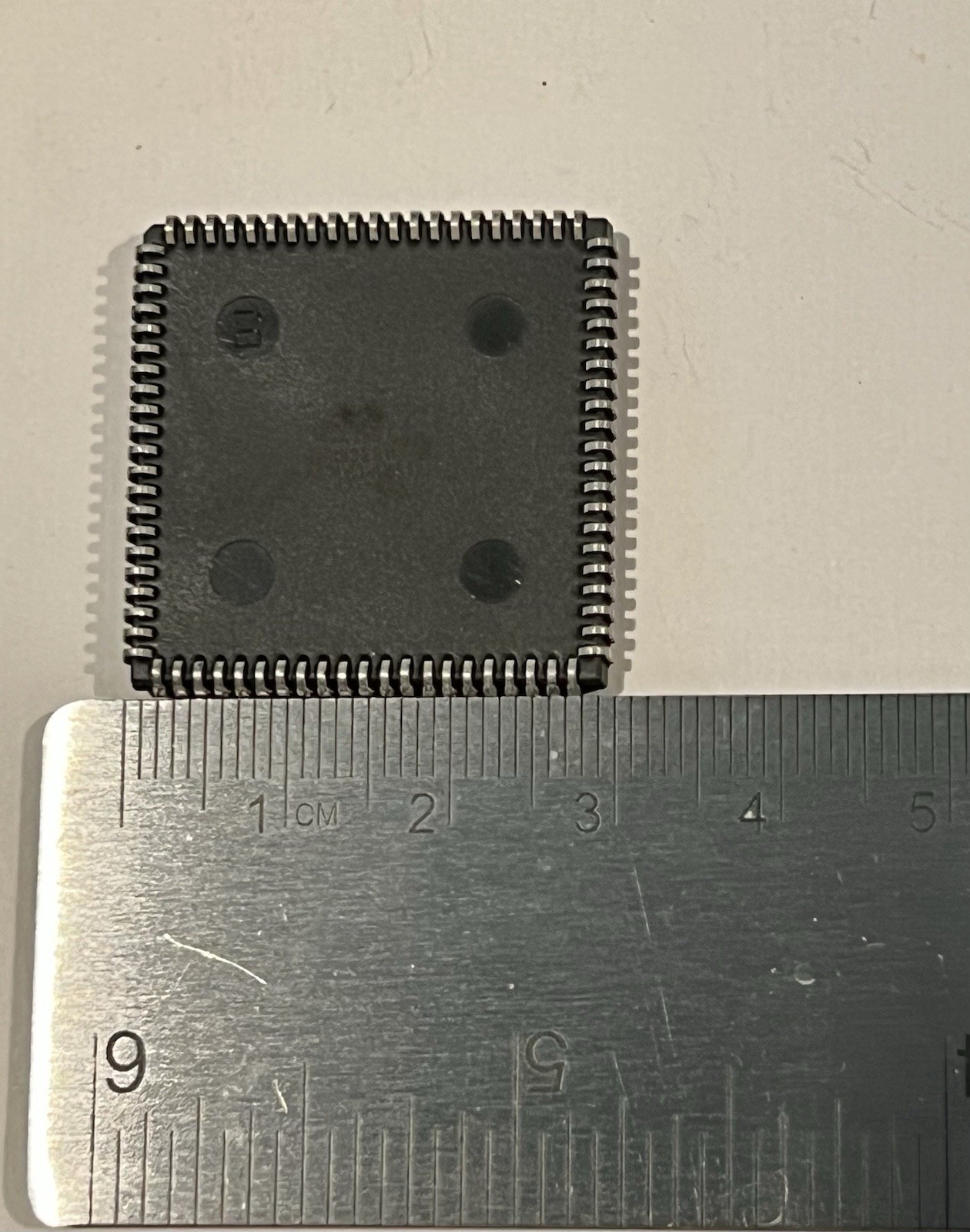AMD • AM7984AJC/10-DV FDDI ENcoder DECoder (ENDEC) PLCC-84 • NOS • Malaysia