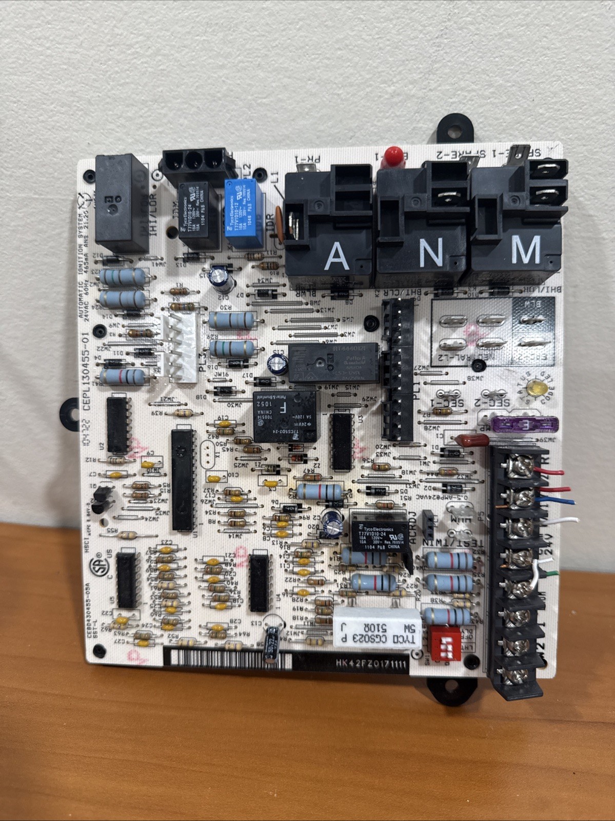 Carrier Bryant Payne HK42FZ017 Furnace Control CEPL130455-01
