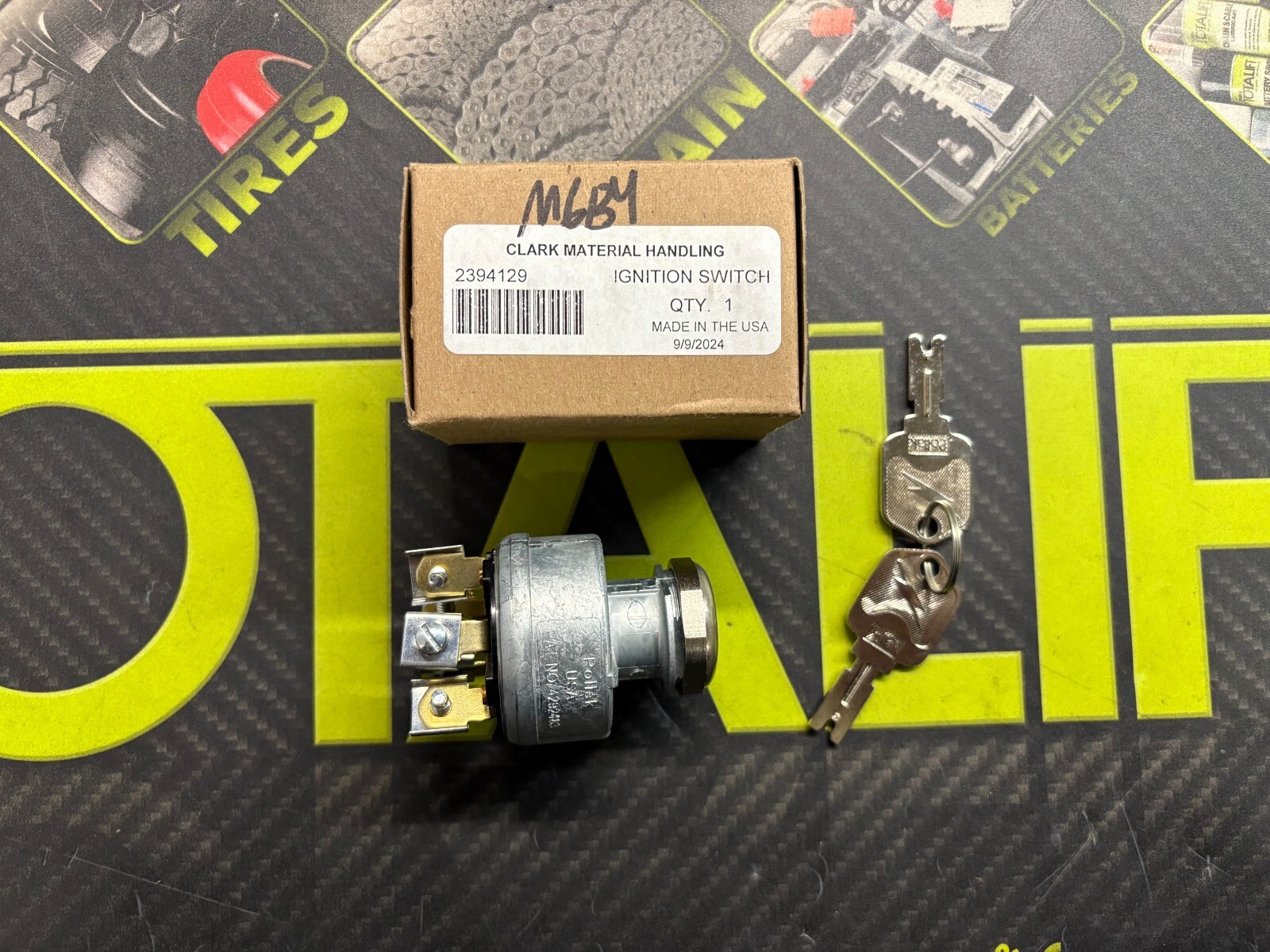 CLARK Forklift Ignition Switch Assembly with Two Keys #2394129 Key 13.047