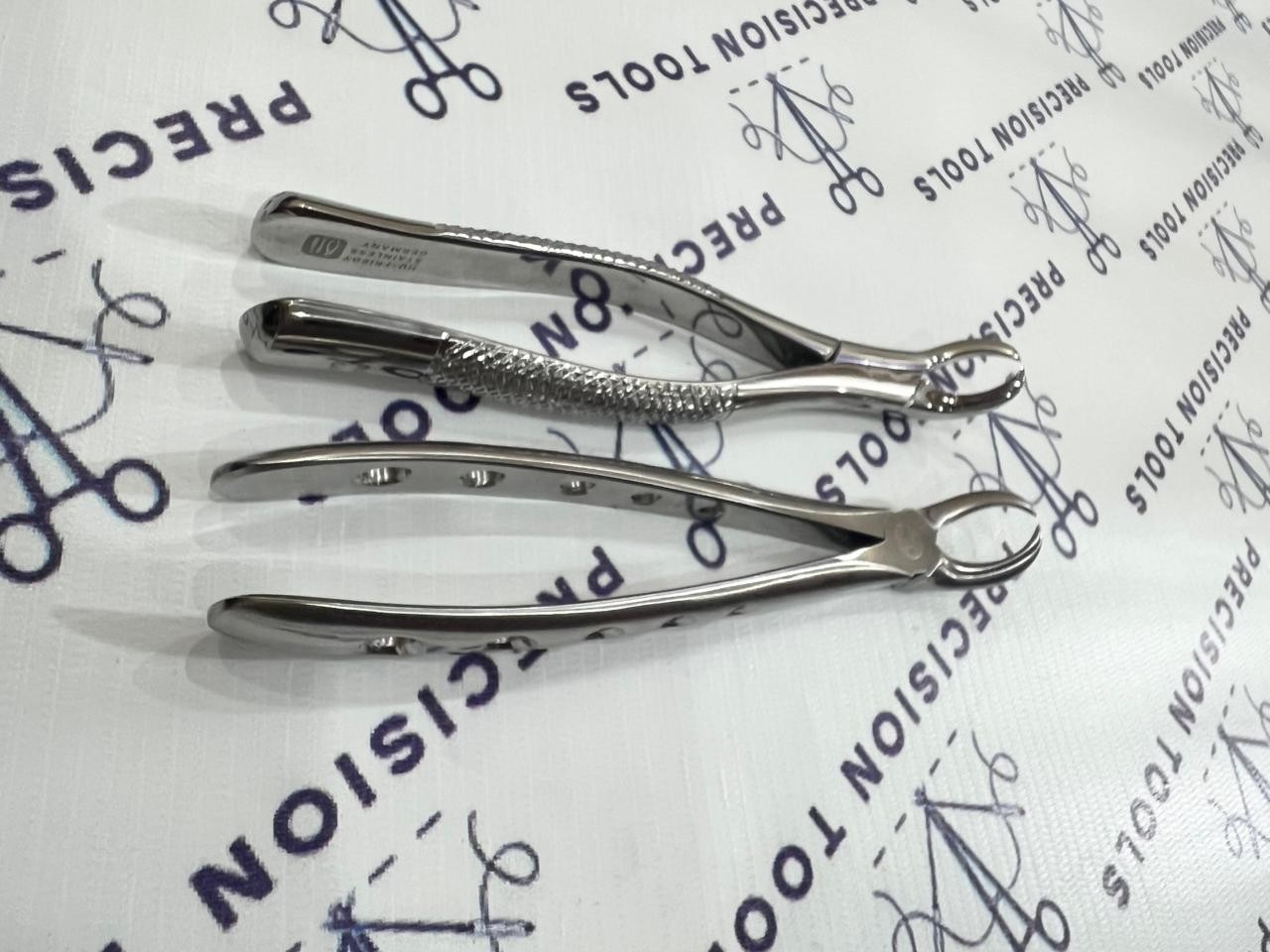 Hu Friedy #23 COWHORN EXTRACTION FORCEPS, LOWER MOLARS, ATRAUMAIR Set of 2 PCS