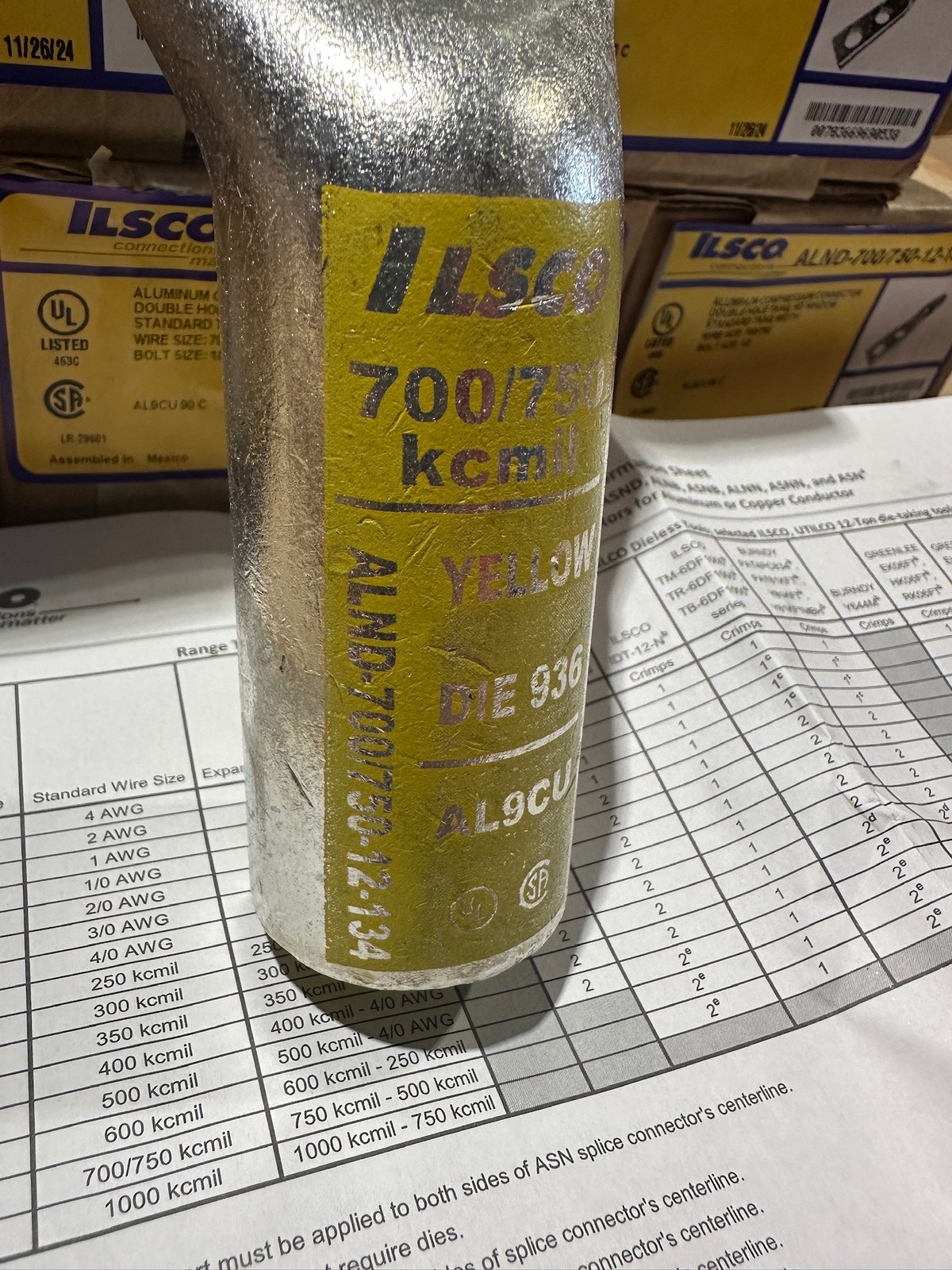 10Pack Ilsco Yellow 700 750 kcmil Surecrimp Aluminum Compression 2-Hole 1/2″ Lug