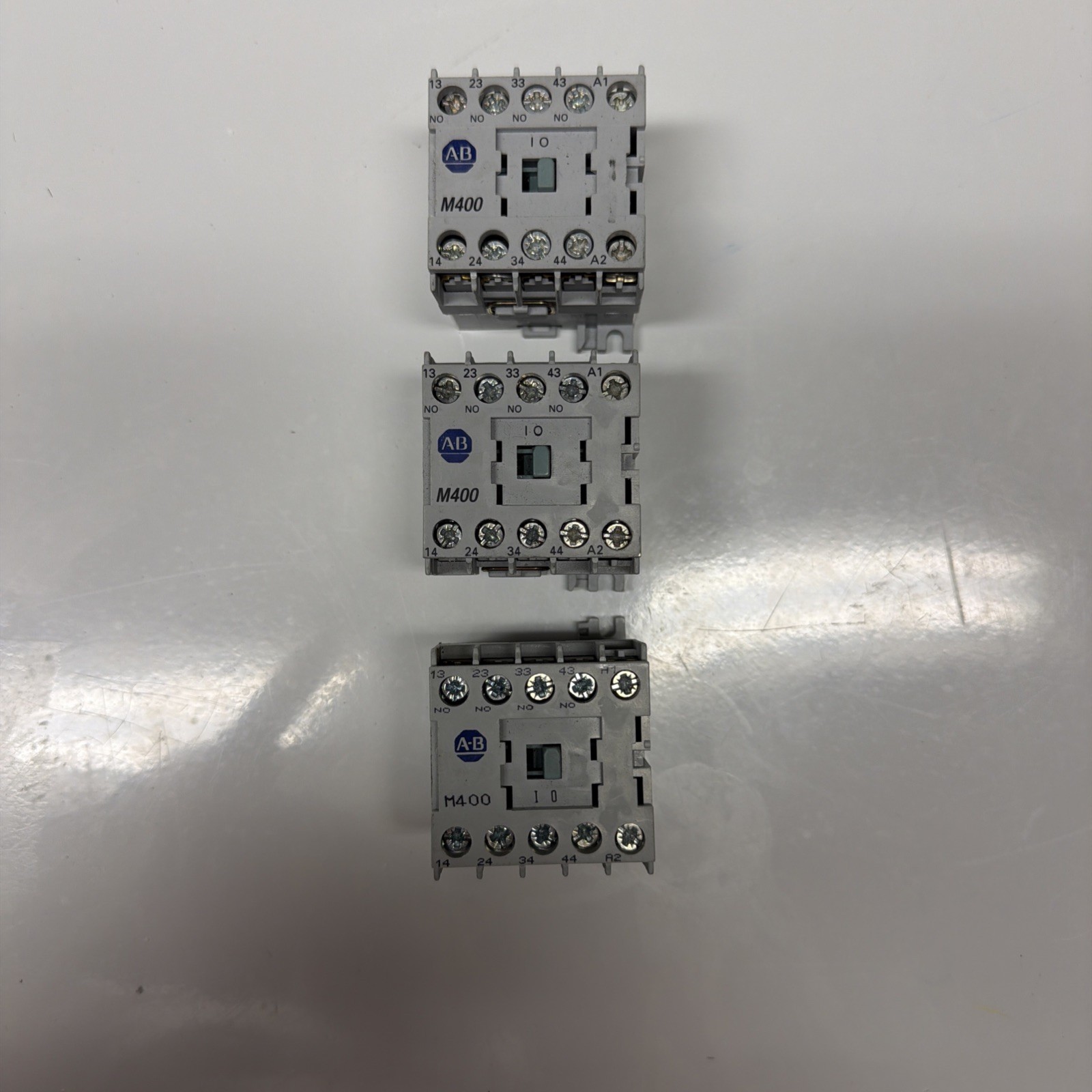 700-M400 Allen Bradley Relay QTY 3.